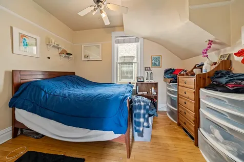 3614 North Hoyne Avenue Chicago IL 60618