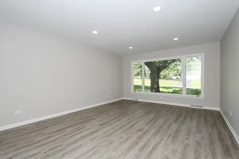 4N725 Klein Road West Chicago IL 60185