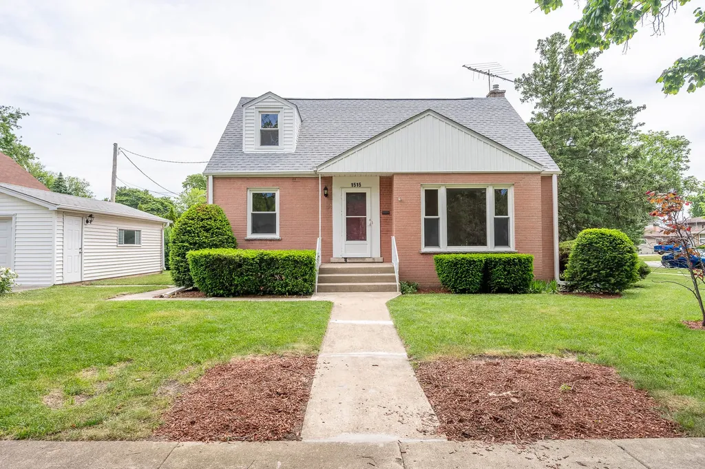1515 Orchard Street Des Plaines IL 60018