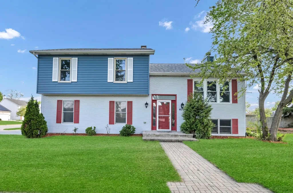 439 East Morse Avenue Bartlett IL 60103