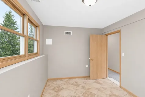 439 East Morse Avenue Bartlett IL 60103