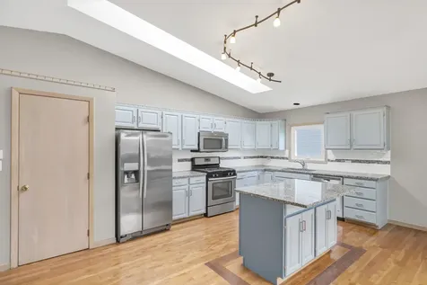 439 East Morse Avenue Bartlett IL 60103