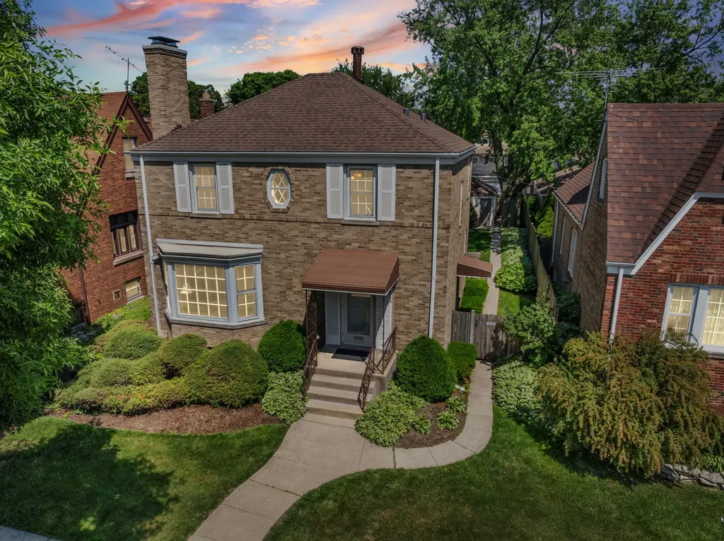 1619 North New England Avenue Chicago IL 60707
