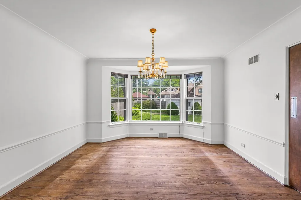 1619 North New England Avenue Chicago IL 60707