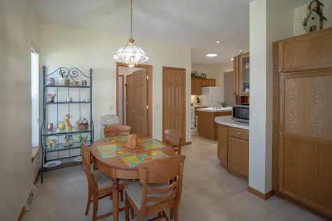 212 Rodeo Drive Grayslake IL 60030