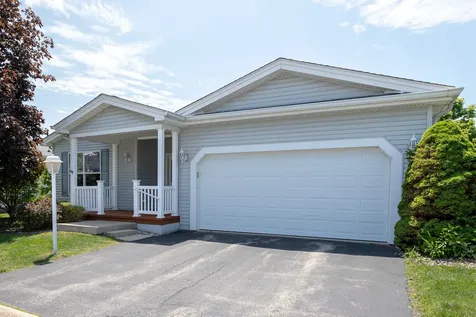 212 Rodeo Drive Grayslake IL 60030