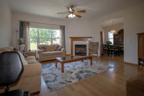 212 Rodeo Drive Grayslake IL 60030