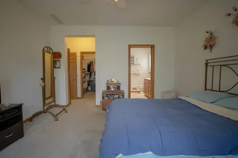 212 Rodeo Drive Grayslake IL 60030