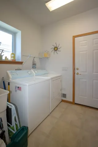 212 Rodeo Drive Grayslake IL 60030