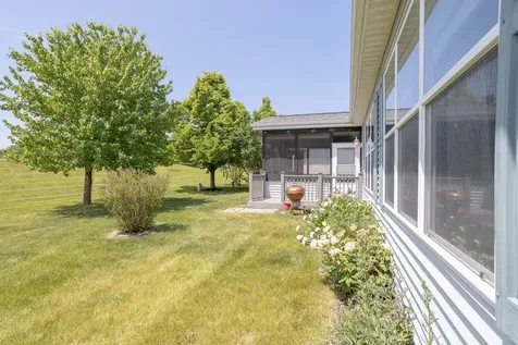 212 Rodeo Drive Grayslake IL 60030