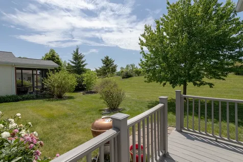 212 Rodeo Drive Grayslake IL 60030