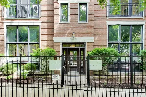 844 West Roscoe Street Chicago IL 60657