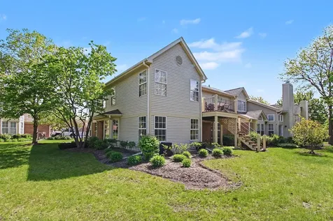 530A Pembrook Court S Crystal Lake IL 60014