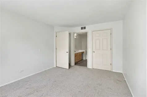 530A Pembrook Court S Crystal Lake IL 60014