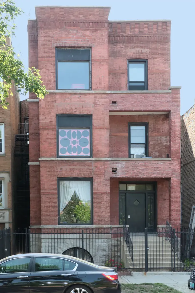 4738 North Ashland Avenue Chicago IL 60640