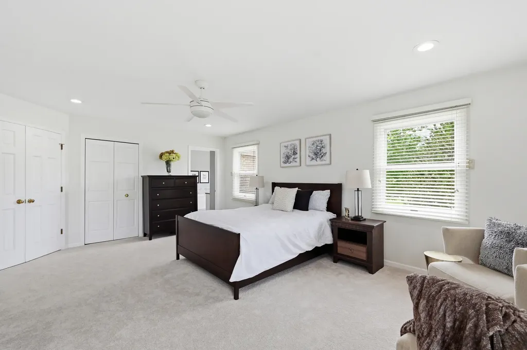 1500 Pine View Court Darien IL 60561