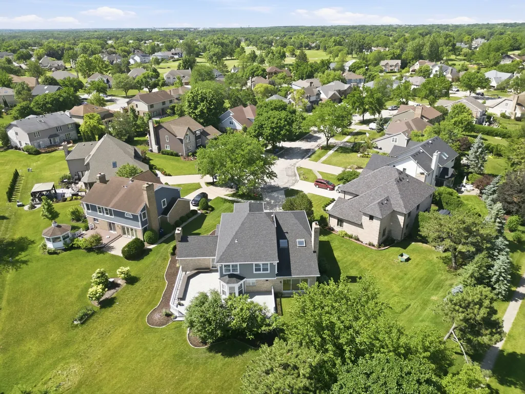1500 Pine View Court Darien IL 60561