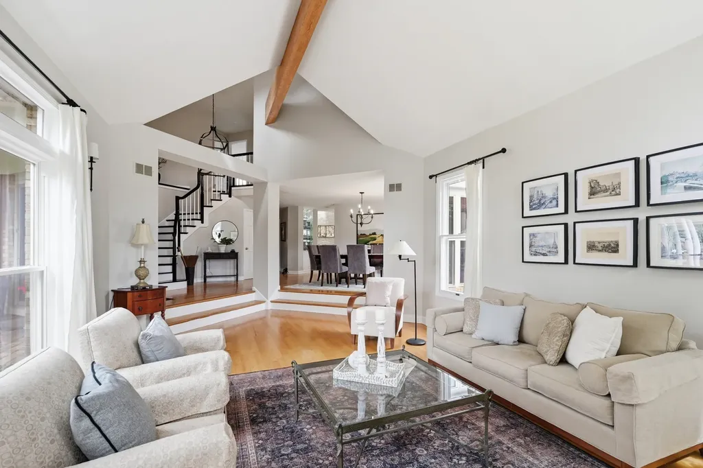 1500 Pine View Court Darien IL 60561