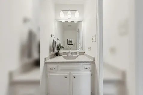 1500 Pine View Court Darien IL 60561