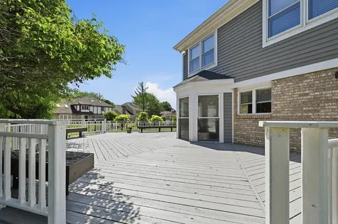 1500 Pine View Court Darien IL 60561