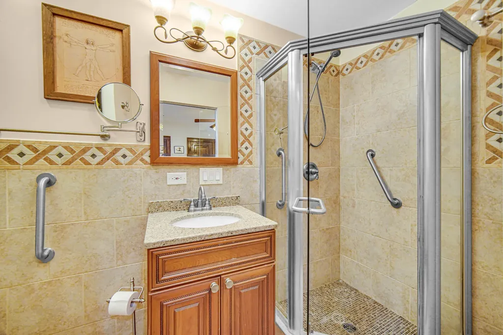 9553 South Hamilton Avenue Chicago IL 60643
