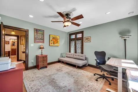 9553 South Hamilton Avenue Chicago IL 60643