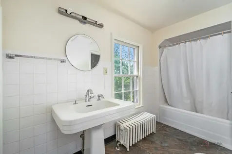 30128 North Saint Marys Road Libertyville IL 60048