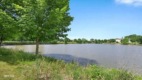 1440 Foxcroft Drive Aurora IL 60506
