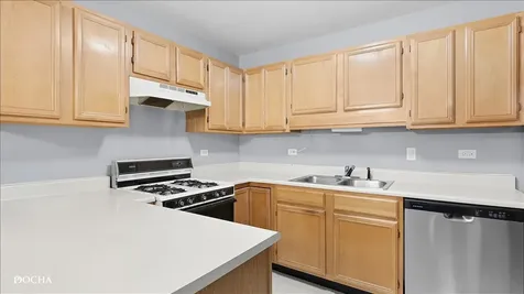 1440 Foxcroft Drive Aurora IL 60506