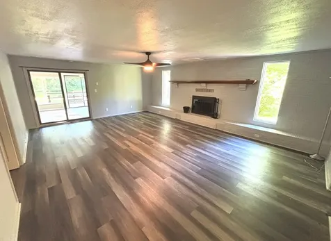 4248 Church Road Salem IL 62881
