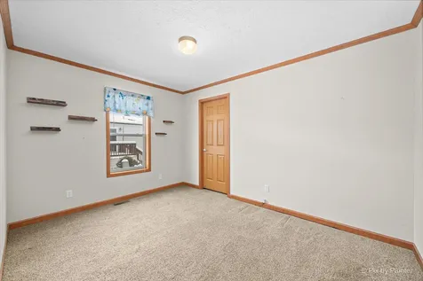173 Northshore Road Elgin IL 60123