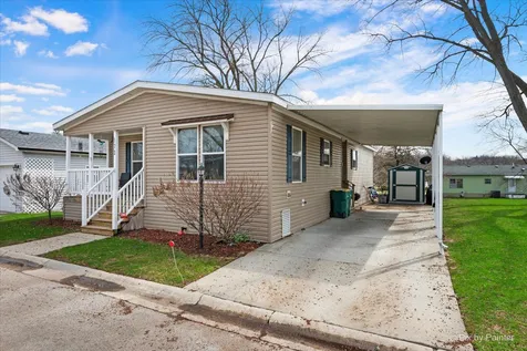 173 Northshore Road Elgin IL 60123