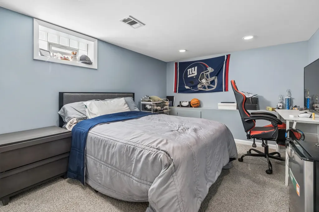 7738 West Clarence Avenue Chicago IL 60631