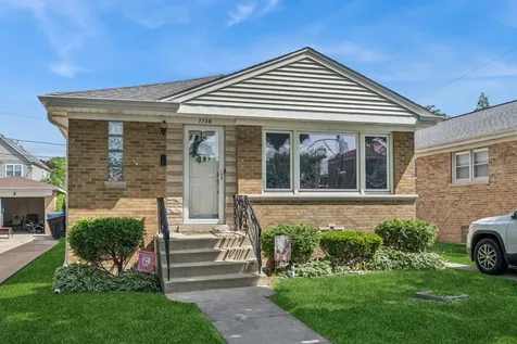 7738 West Clarence Avenue Chicago IL 60631