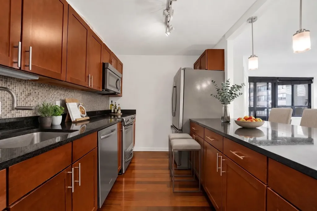 222 East Pearson Street Chicago IL 60611