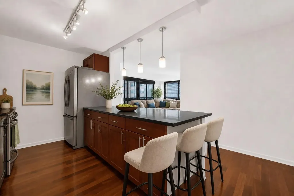 222 East Pearson Street Chicago IL 60611