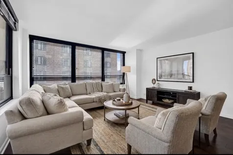 222 East Pearson Street Chicago IL 60611