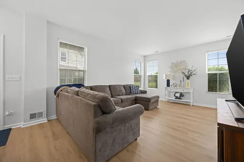 25025 Clare Circle Manhattan IL 60442