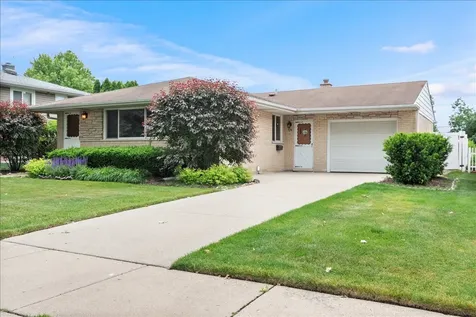 536 Farthing Lane Des Plaines IL 60016