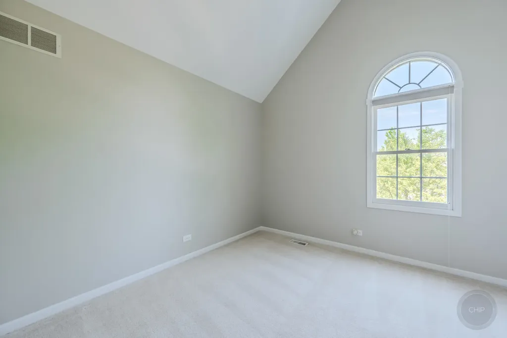 259 Millcreek Lane Naperville IL 60540