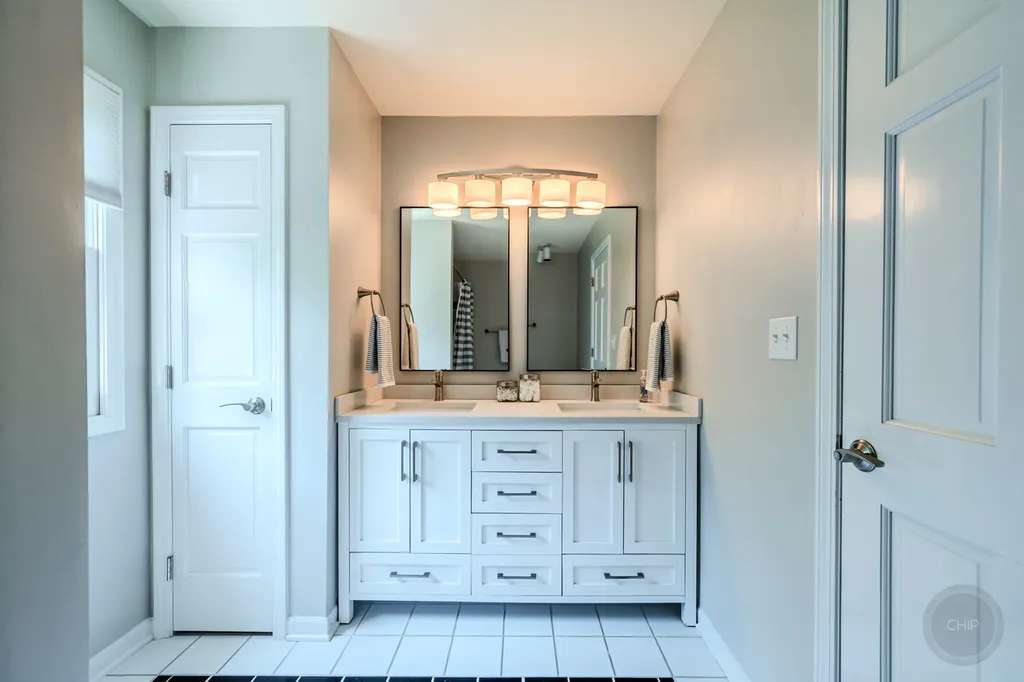 259 Millcreek Lane Naperville IL 60540
