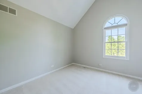 259 Millcreek Lane Naperville IL 60540