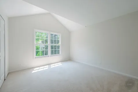 259 Millcreek Lane Naperville IL 60540