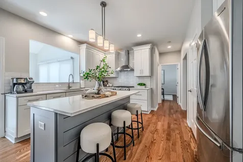 259 Millcreek Lane Naperville IL 60540