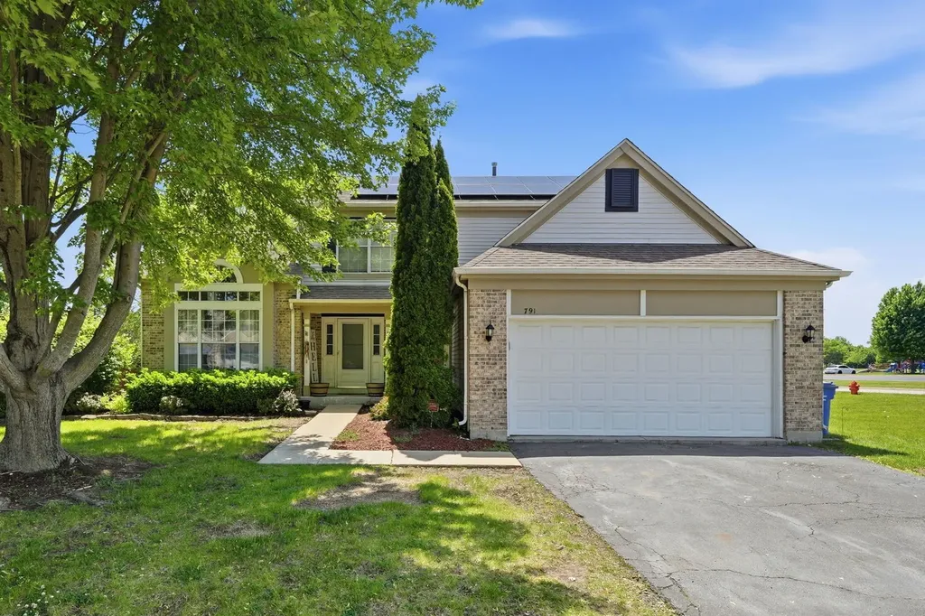 791 Brookline Street South Elgin IL 60177