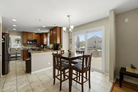 791 Brookline Street South Elgin IL 60177