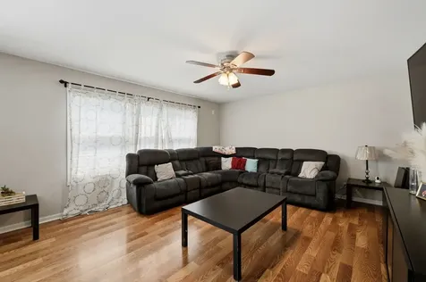 791 Brookline Street South Elgin IL 60177
