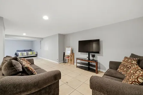 791 Brookline Street South Elgin IL 60177