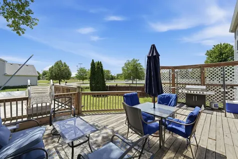 791 Brookline Street South Elgin IL 60177