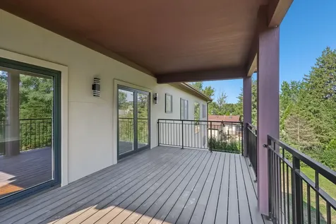 1744 Walnut Circle Northbrook IL 60062
